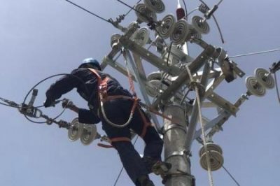 遷改線路 助力煤礦專(zhuān)線用戶安全用電