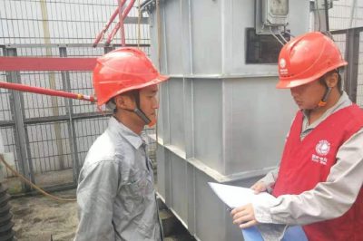 110千伏方家?guī)X變電站開展電容器支柱瓷瓶斷裂更換工作，及時(shí)消除設(shè)備缺陷，