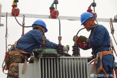 配變?cè)鋈?助力客戶(hù)用電可靠