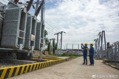 110千伏潘屯變電站進(jìn)行測(cè)溫特巡，準(zhǔn)確掌握高溫天氣下設(shè)備“健康”狀況
