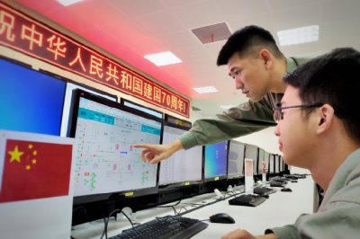 宜昌換流站：國(guó)旗伴我去工作