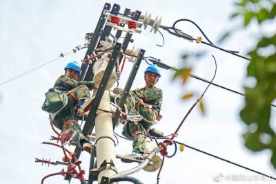 10千伏東街線103、104環(huán)網箱遷移 助力政府重點工程建設