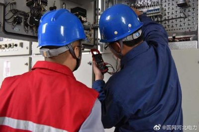 孟村回族自治縣供電公司對10千伏丁莊子開閉所進行檢修預(yù)試