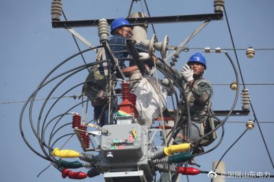 14義堂十線南樓紙廠支線開展升級(jí)改造