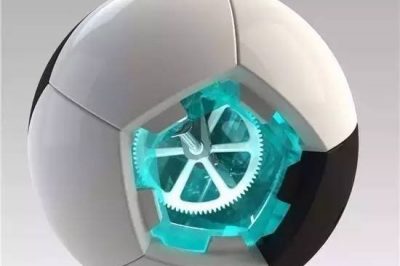 踢足球也能發(fā)電，趕緊動起來~