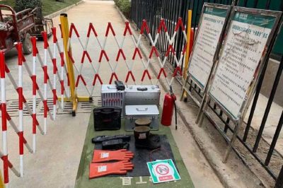 陜西開成實業(yè)有限公司紅光嘉苑進行供電作業(yè)