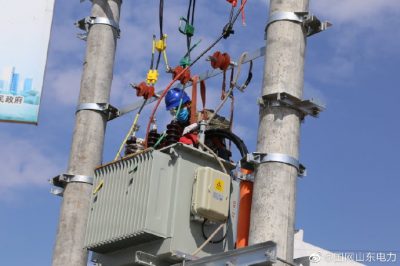邵八湖村進(jìn)行配網(wǎng)改造 新上400千伏安變壓器