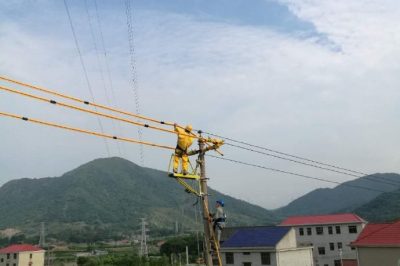 線路也會加衣服?out了吧，安全需要