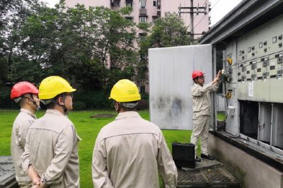 自主研制合環(huán)安全助手實(shí)現(xiàn)環(huán)網(wǎng)柜不停電換電