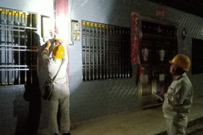 對(duì)轄區(qū)線(xiàn)路設(shè)備進(jìn)行夜間日常巡視