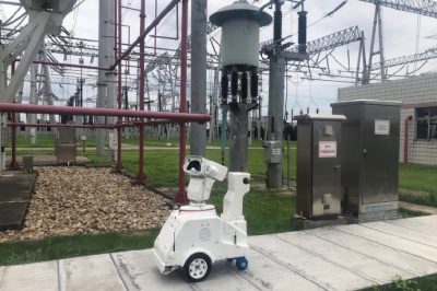 南京運(yùn)維站東善橋運(yùn)維班運(yùn)維人員多角度對(duì)全站設(shè)備開展巡視