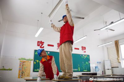 走進(jìn)長(zhǎng)安街道貝爾樂(lè)幼兒園開(kāi)展用電安全大檢查