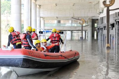 洪水過(guò)境磁器口 重慶電網(wǎng)供電平穩(wěn)