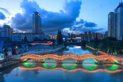 黃巖區(qū)官河古道工程的基礎(chǔ)土建、線路改接、開關(guān)站改造等進入收尾階段