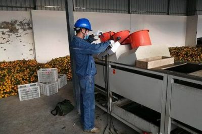 認(rèn)真檢查所有的用電設(shè)備、線路進(jìn)行