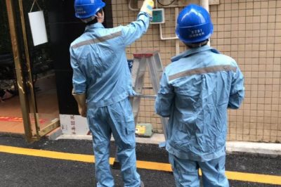 松崗分局供電在轄區(qū)內(nèi)開展安全檢查