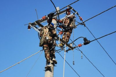 10千伏堯方頭561線路升級(jí)電網(wǎng)、立桿架線