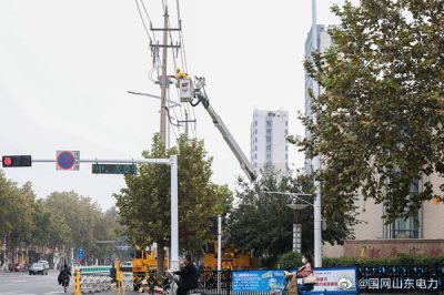 成功完成10千伏城里線39號桿更換分界開關工作