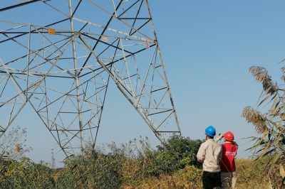 對途經(jīng)黎里轄區(qū)的500千伏車江線和220千伏的金水線開展巡視、巡查工作