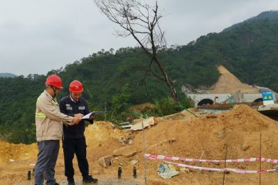 為開(kāi)春高速的隧道、高速出入口永久用電做勘查工作和設(shè)計(jì)供電方案