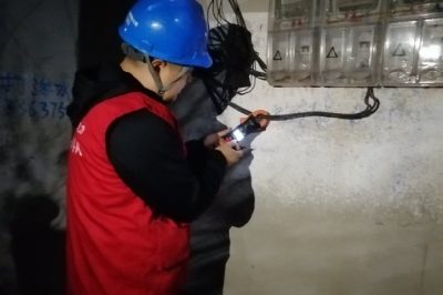 對(duì)“煤改電”村開(kāi)展夜巡