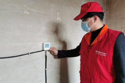 對轄區(qū)內煤改電用戶進行走訪，檢查取暖設備