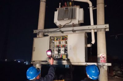 在夜間電力負(fù)荷高峰期對(duì)變壓器、線路進(jìn)行巡視