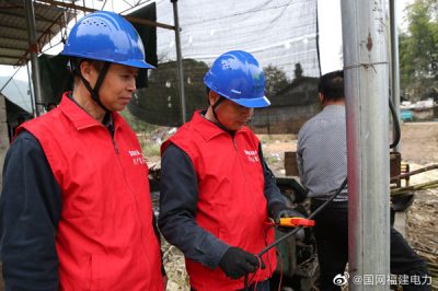 絲絲電力銀線　助力萬(wàn)頃馨香農(nóng)田