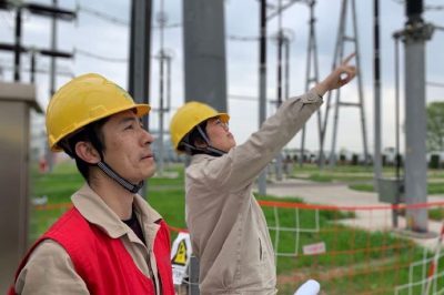 500千伏上河變的運(yùn)維人員執(zhí)行站內(nèi)2號(hào)主變停役操作